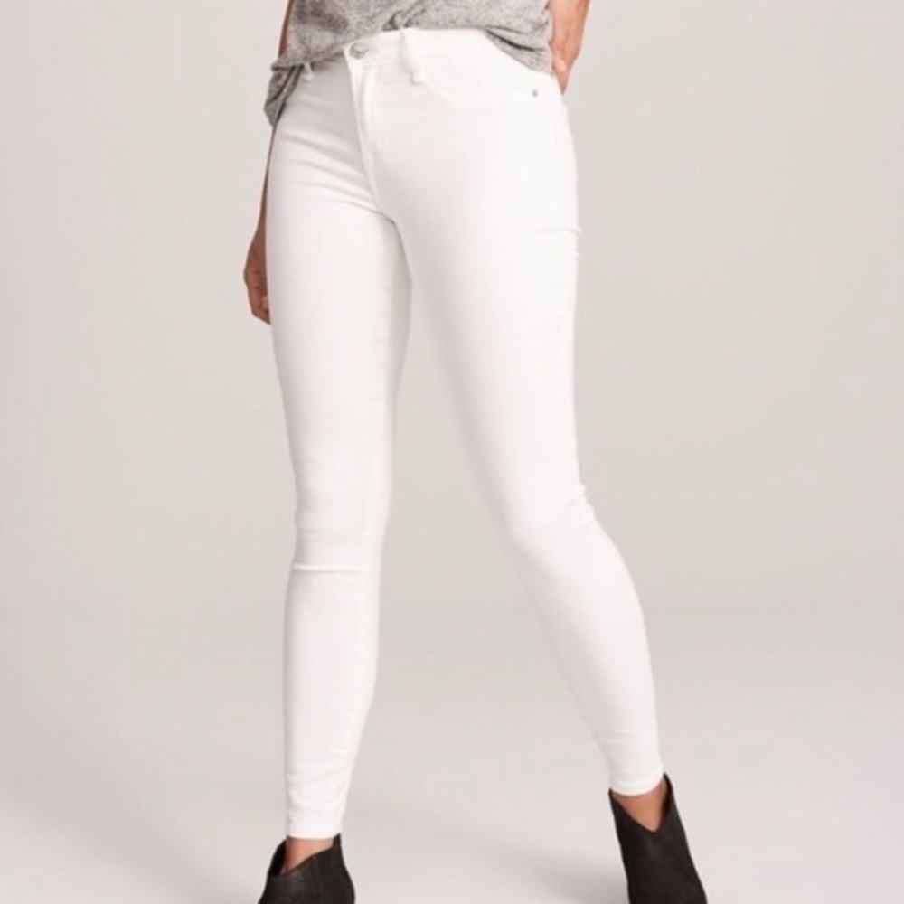 Abercrombie & Fitch Harper White Skinny Jeans